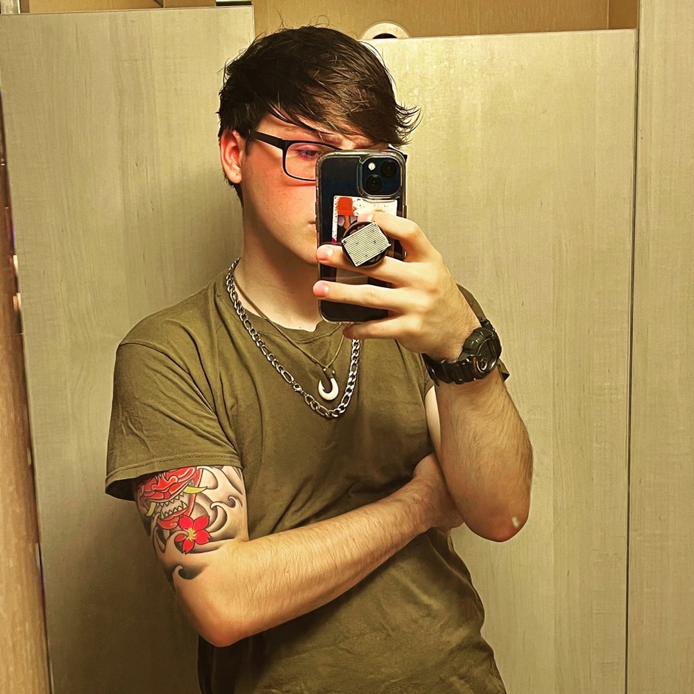 Meet your Posher, Aidden